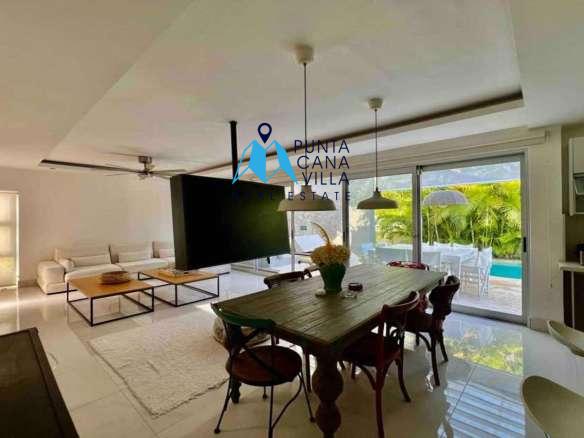 Three Bedroom Villa for Sale in Downtown Punta Cana, Bávaro ()