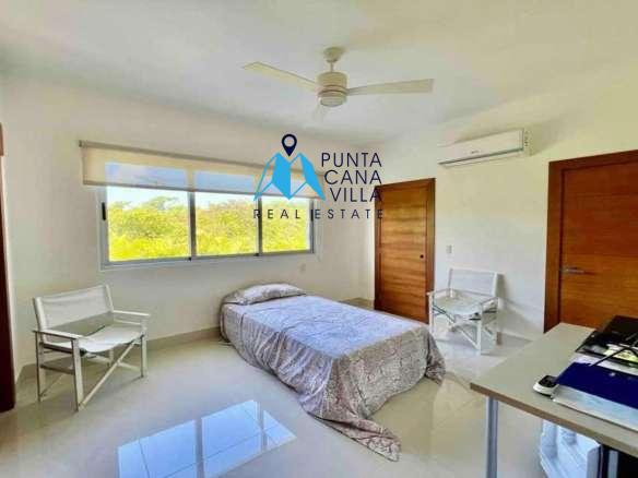 Three Bedroom Villa for Sale in Downtown Punta Cana, Bávaro ()