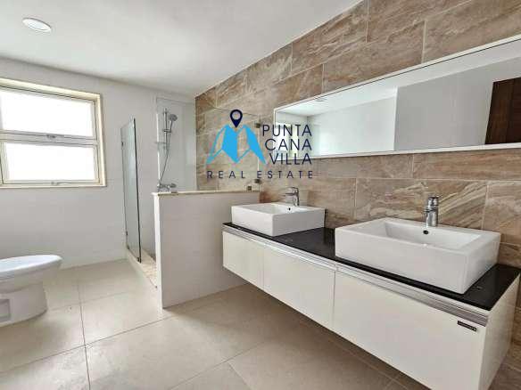 Villa Palmareca – Elegant Four Bedroom Home for Sale in Punta Cana Village ()