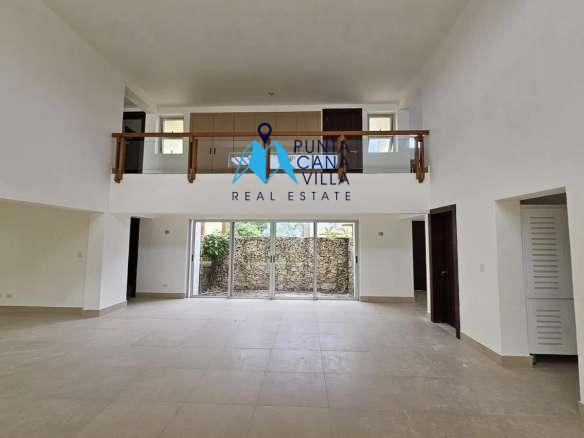 Villa Palmareca – Elegant Four Bedroom Home for Sale in Punta Cana Village ()
