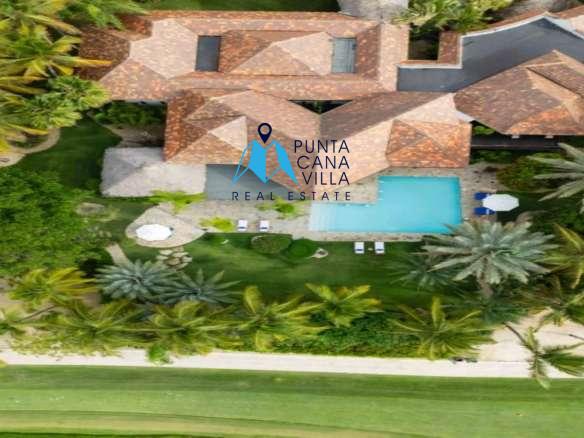 Luxurious Five Bedroom Villa for Sale in Arrecife, Puntacana Resort & Club ()