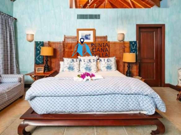 Luxurious Five Bedroom Villa for Sale in Arrecife, Puntacana Resort & Club ()