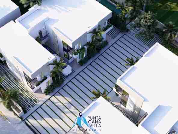 ID , Stylish Three Bedroom Villa with Balcony for Sale in Brisas de Punta Cana, Bávaro ()