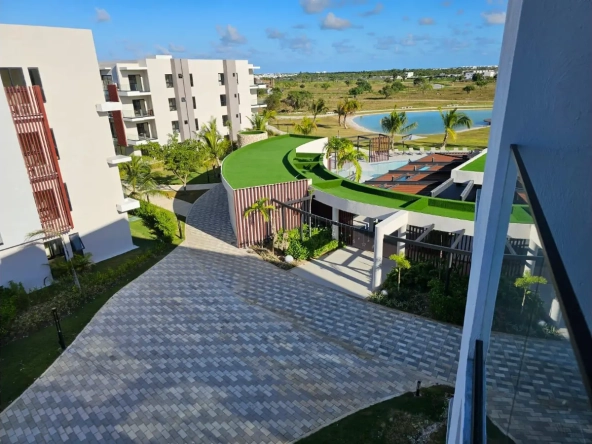 ID Charming Three Bedroom Apartment for Sale in Panorama Lake, Vista Cana – Punta Cana ()