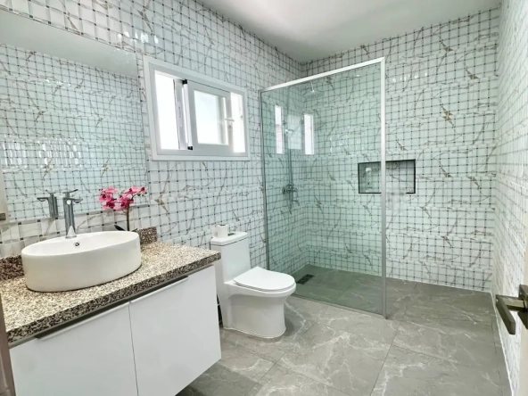 ID Elegant Four Bedroom Villa for Sale in Punta Cana Village, Dominican Republic ()