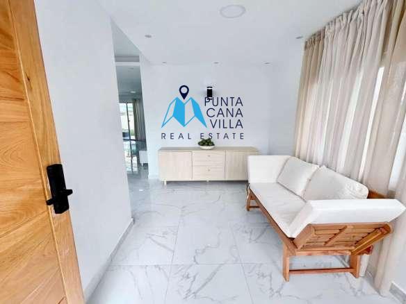 Bavaro Beach Villa for Sale – BR, Fully Furnished, Walk to Beach ()