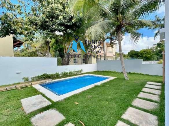 Bavaro Beach Villa for Sale – BR, Fully Furnished, Walk to Beach ()