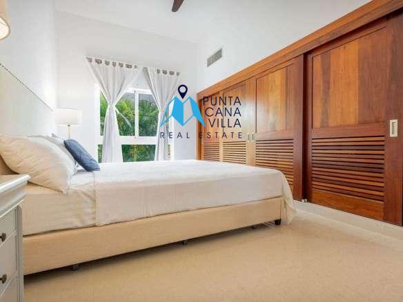 Modern Cocotal Bavaro Villa for Sale – Spacious Bedrooms ()