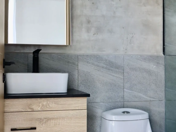 Modern Bávaro Golf View Condo for Sale – Tropics Golf Suites Living ()