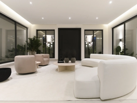 ID Luxury Bedroom Villa in Punta Cana Resort and Club with Golf Views ()