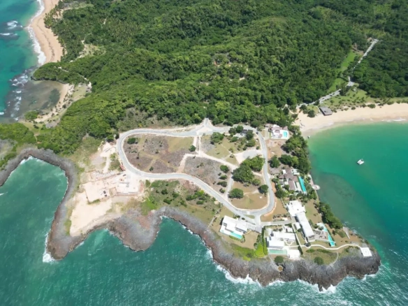 ID Exclusive Beachfront Development Opportunity in Playa El Limón, Samaná, Dominican Republic ()