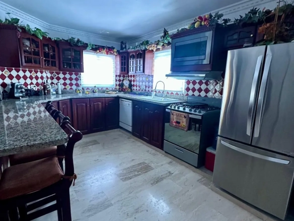 ID Turnkey Punta Cana Hotel for Sale Featuring Ready to Rent Apartments in Los Corales ()