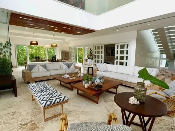 ID Elegant Bedroom Luxury Home Villa Algarrobo for Sale in Punta Cana Village ()