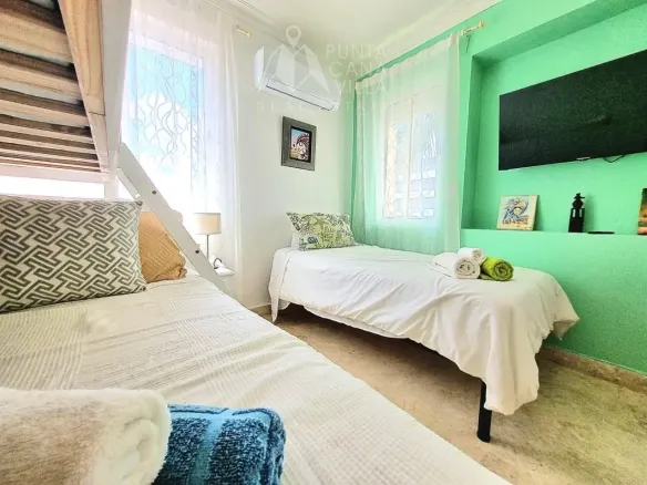 ID Exclusive Bedroom Beachfront Penthouse in Playa Turquesa, Bavaro for Sale ()