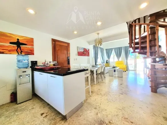 ID Exclusive Bedroom Beachfront Penthouse in Playa Turquesa, Bavaro for Sale ()