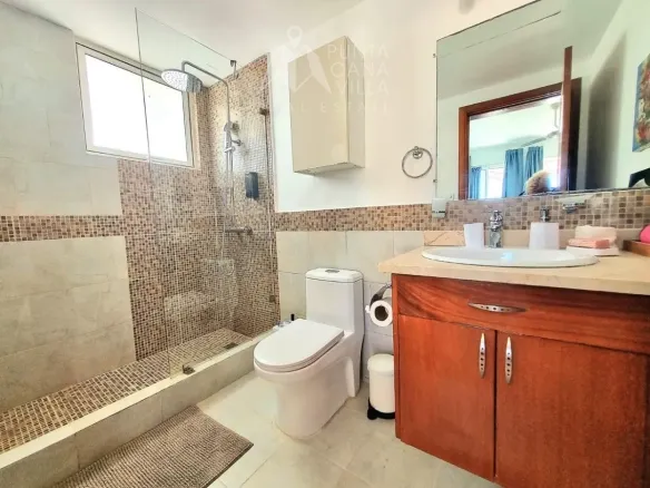 ID Exclusive Bedroom Beachfront Penthouse in Playa Turquesa, Bavaro for Sale ()