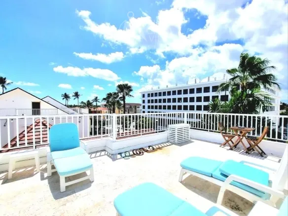 ID Exclusive Bedroom Beachfront Penthouse in Playa Turquesa, Bavaro for Sale ()