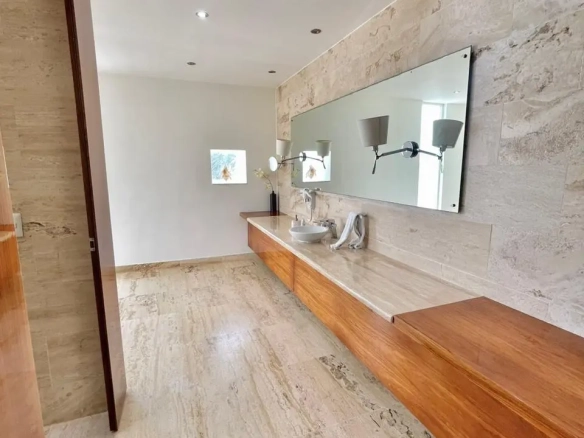 ID Villa Noah A Serene Six Bedroom Coastal Retreat For Sale on the Shores of El Limón, Samana ()